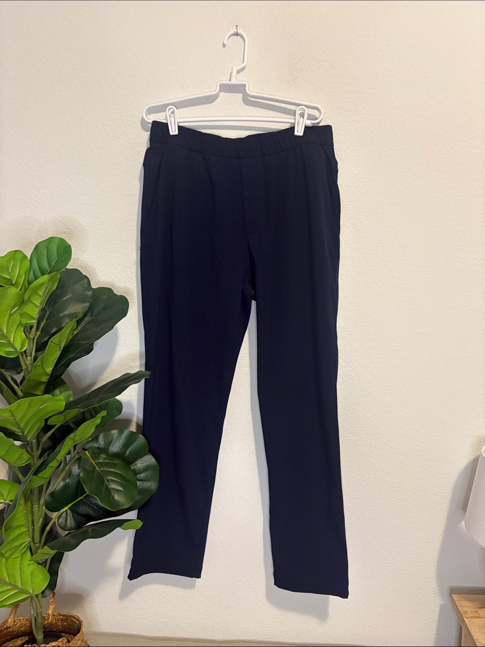 Lululemon Men's Ripstop Pull-On Trouser Pants dark blue Size Large